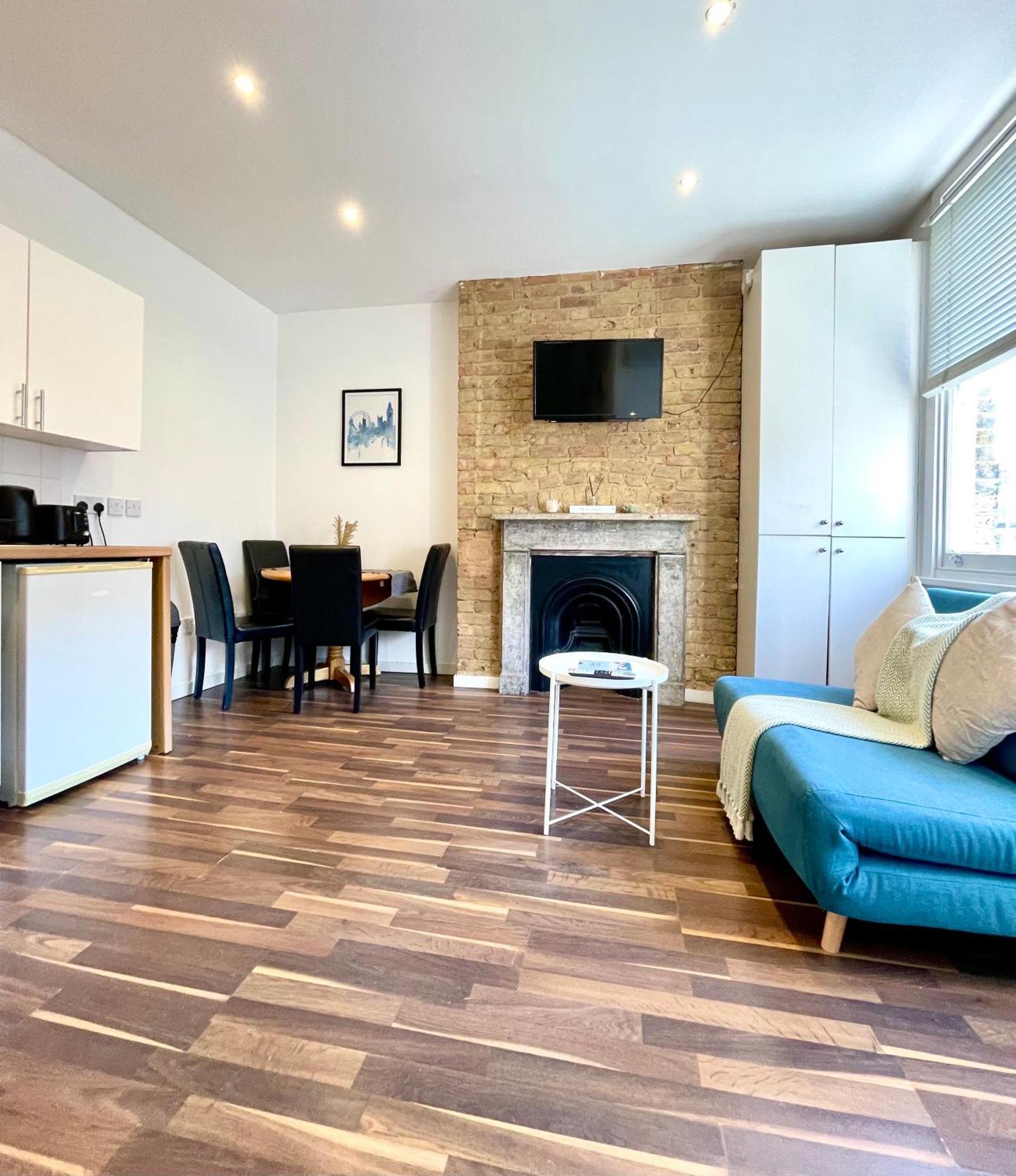 A Fantastic One Double Bedroom Flat ลอนดอน ภายนอก รูปภาพ